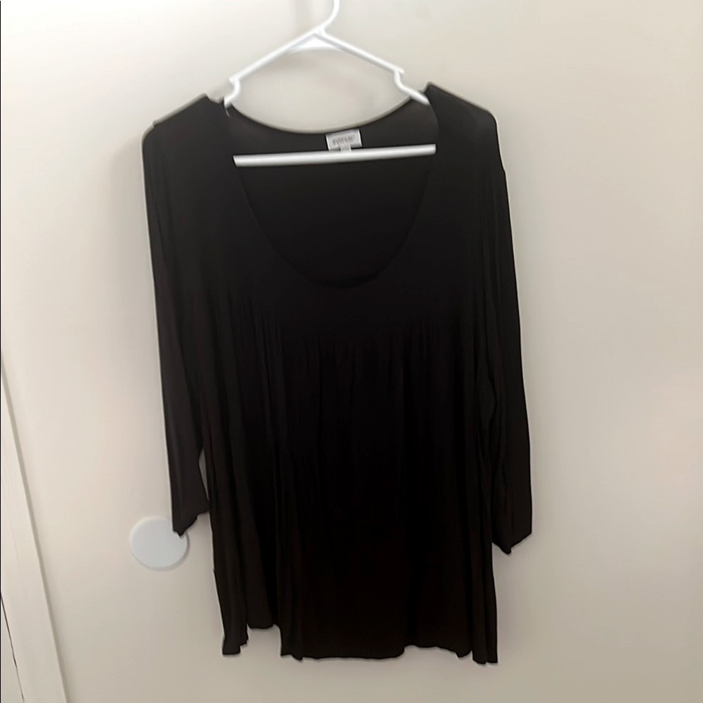 Avenue 18/20 3/4 sleeve t shirt